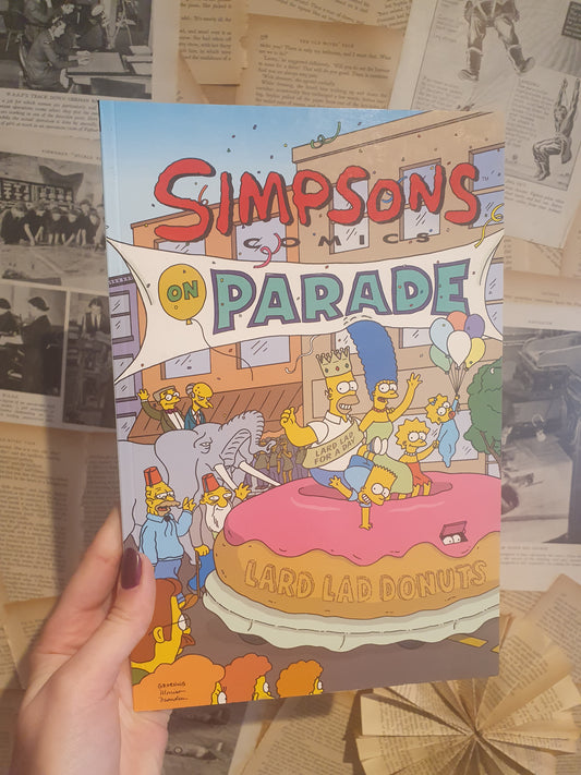 Simpsons Comics On Parade by Groening (1998)