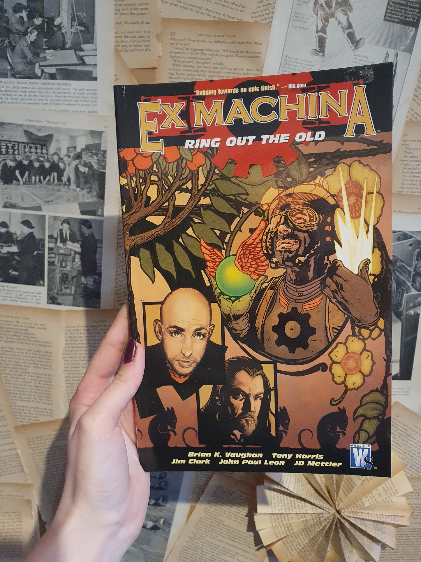 Ex Machina: Ring Out the Old by Vaughan, Harris ... (2009)
