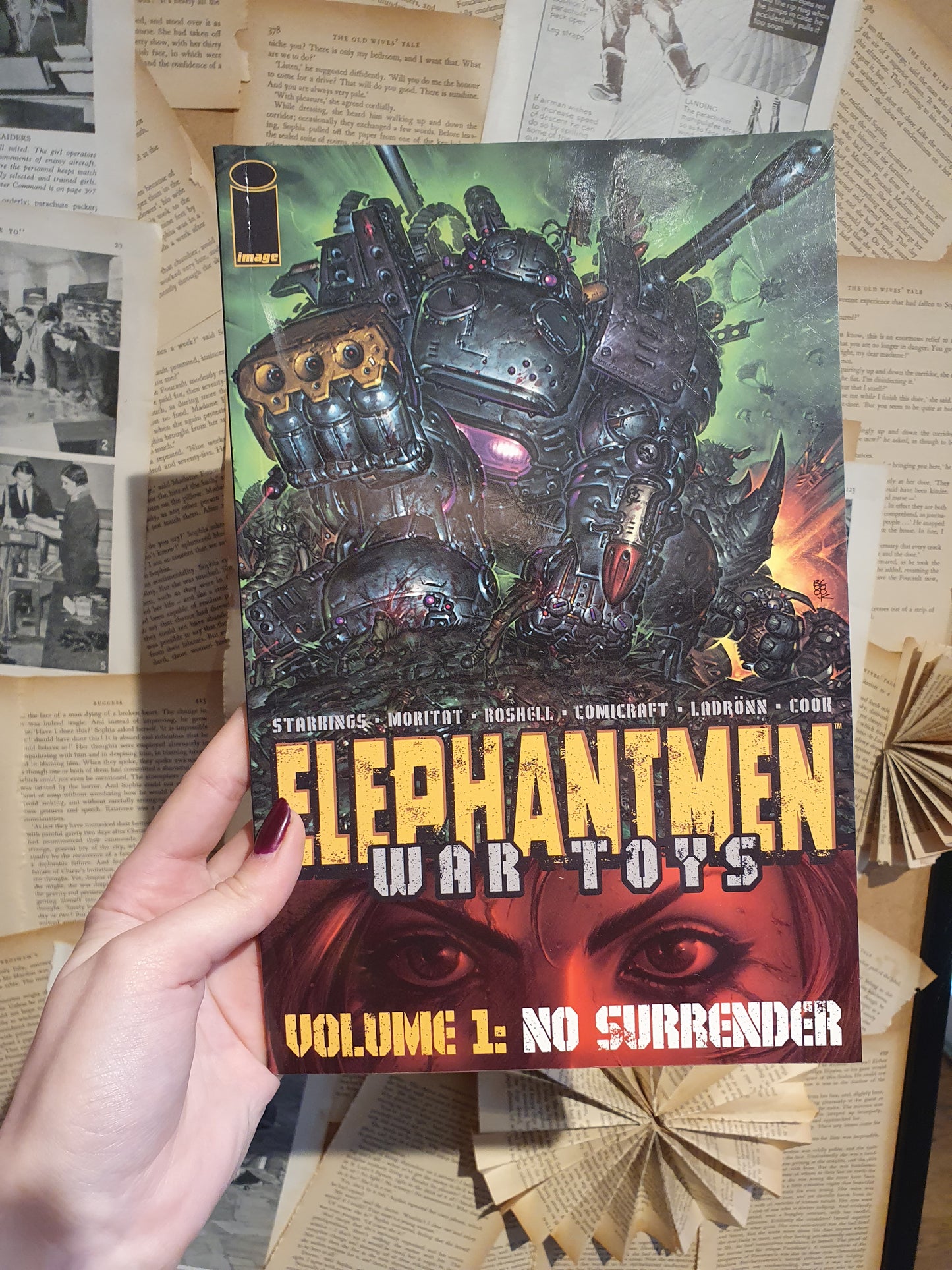 Elephant Men War Toys Vol 1: No Surrender by Starkings ... (2008)