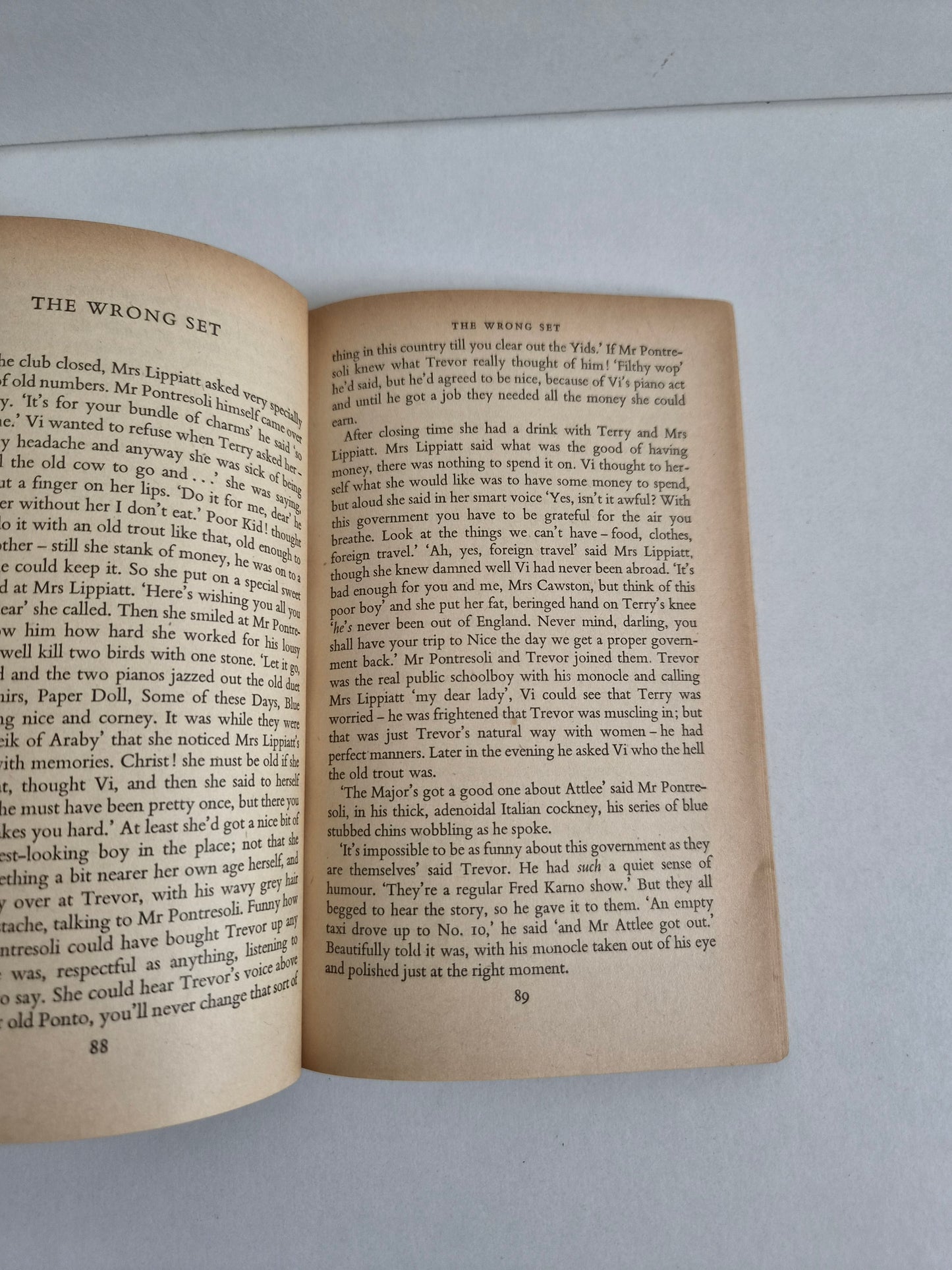 SIGNED - The Wrong Set by Angus Wilson (1959)