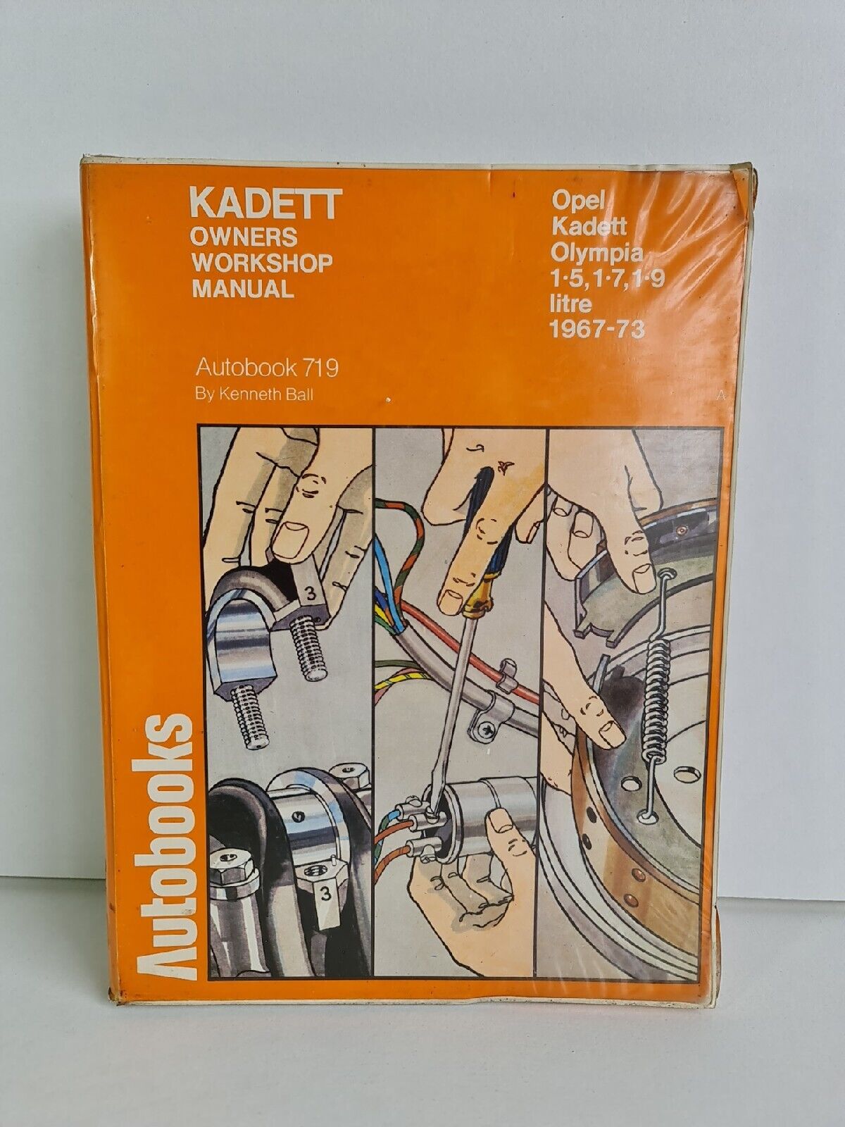 Opel Kadett, Olympia 1492cc, 1698cc, 1897cc 1967-73 - Owners Workshop Manual