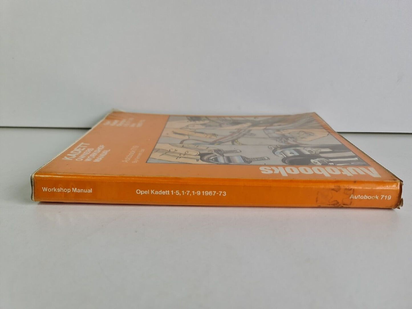 Opel Kadett, Olympia 1492cc, 1698cc, 1897cc 1967-73 - Owners Workshop Manual
