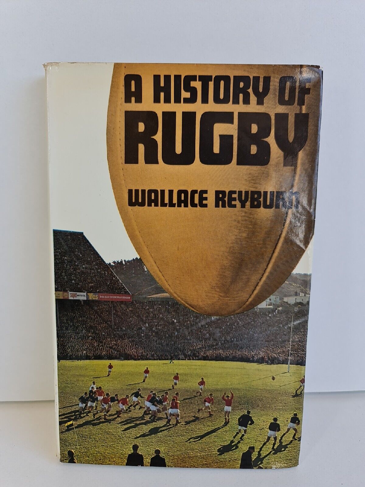 History of Rugby by Wallace Reyburn (1971)