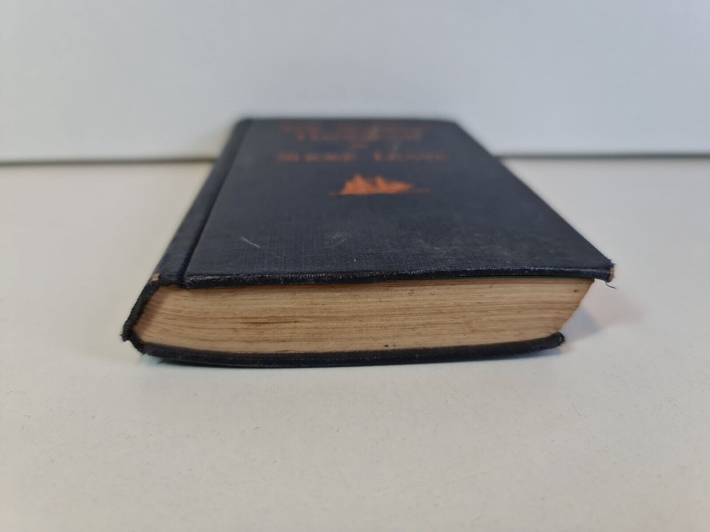 The Seamen's Handbook for Shore Leave by Mrs H. Howard (1933)