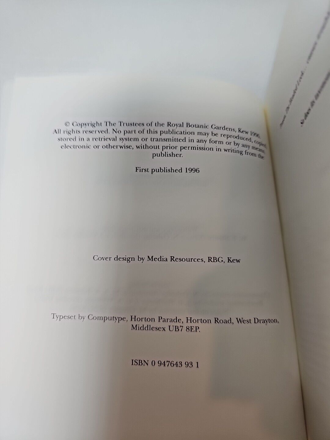Review of Allium Section Allium by Brian Mathew (1996)