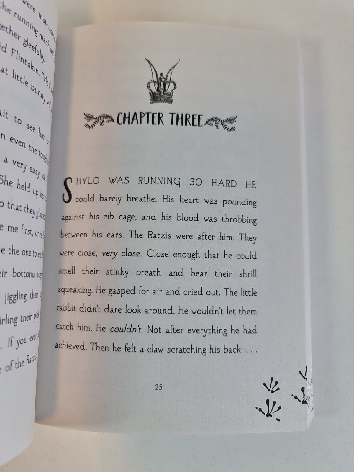 The Royal Rabbits of London; Escape from the Palace by Montefiore (2017)