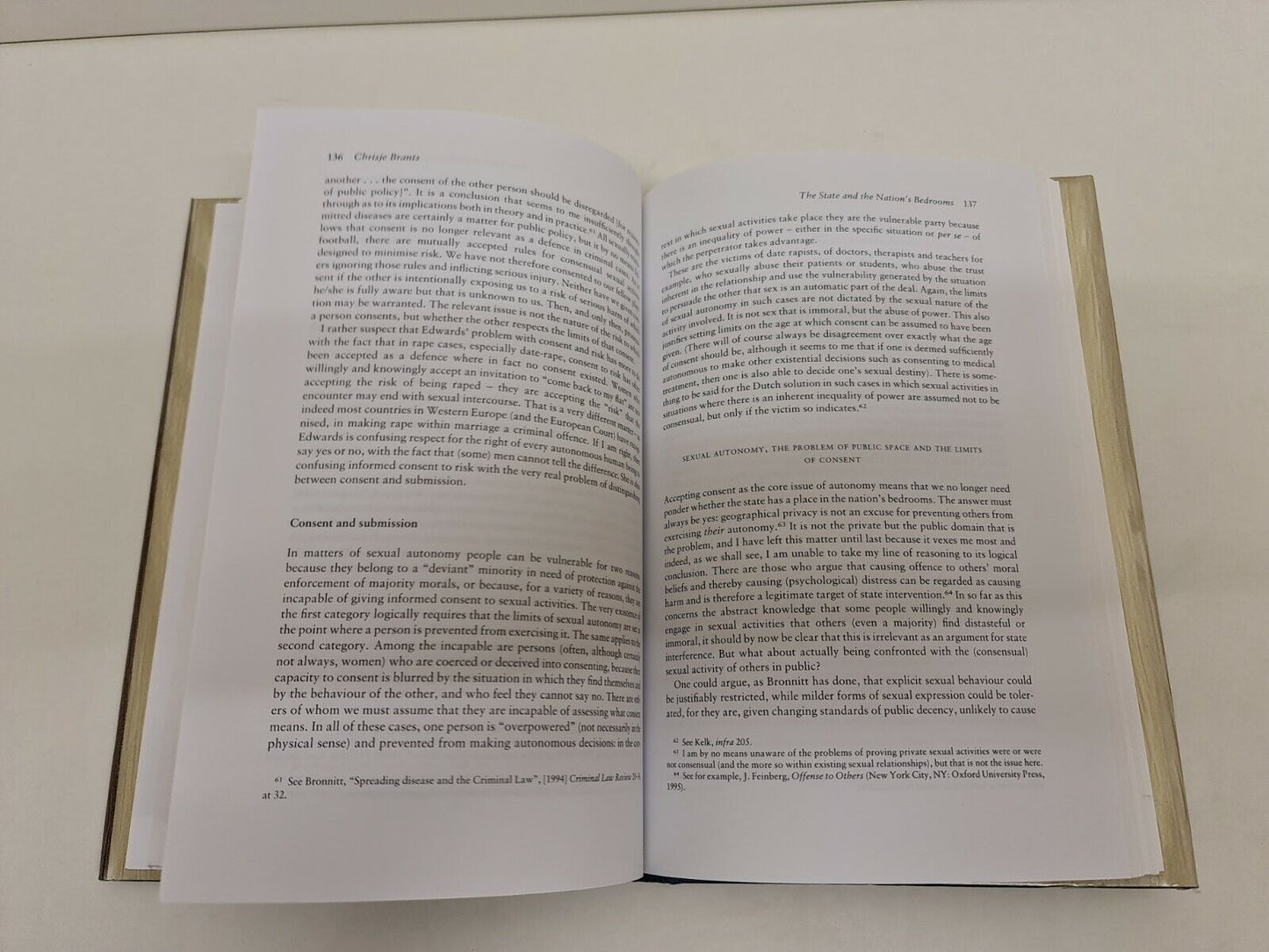 Personal Autonomy, the Private Sphere and Criminal Law: A Comparative Study - HB