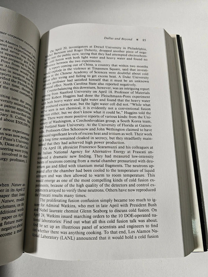 SIGNED Fire from Ice... Cold Fusion Furor by Eugene Mallove (1991)