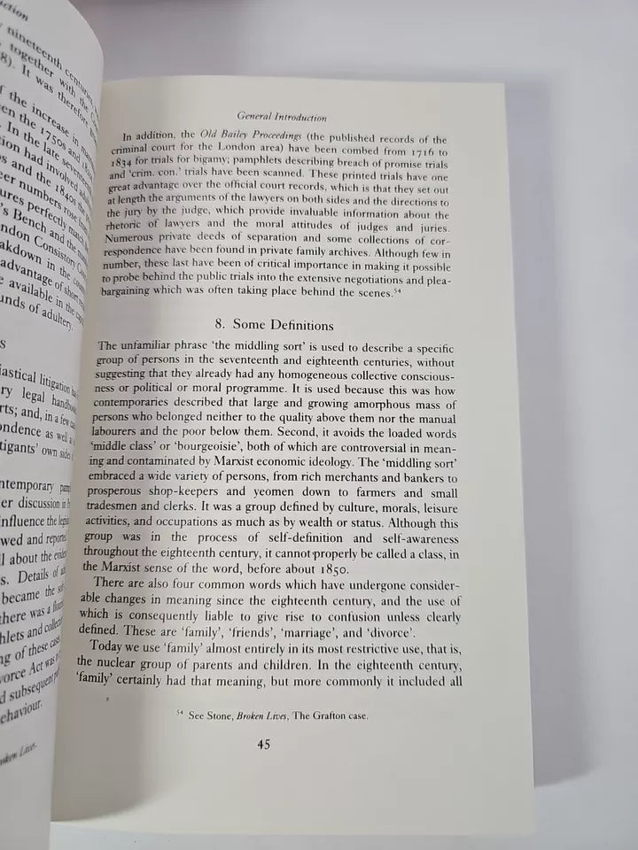 Road To Divorce by Lawrence Stone (1991)