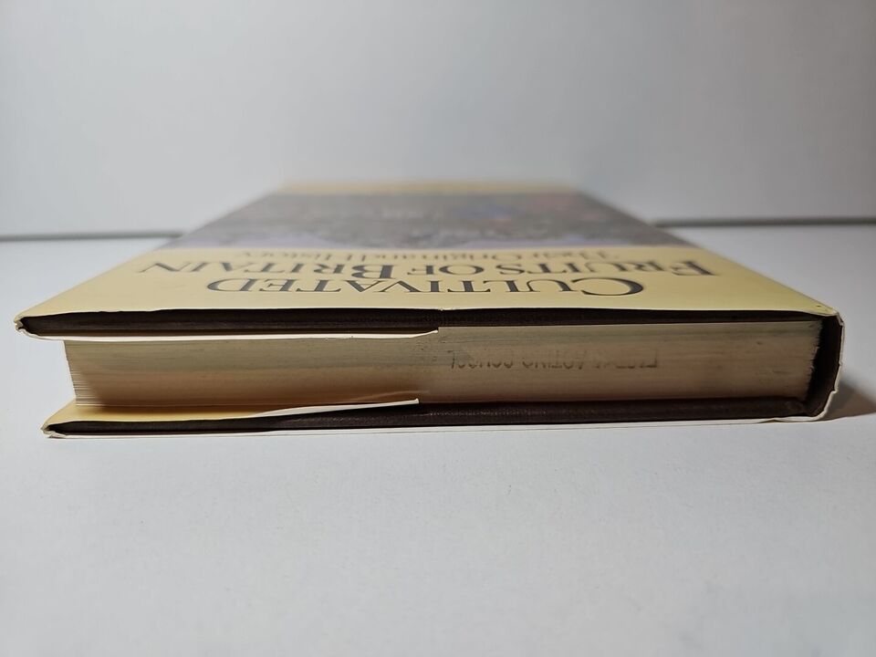 Cultivated Fruits of Britain: Their Origin and History by F.A. Roach