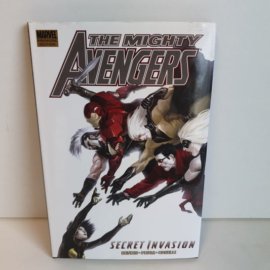 The Mighty Avengers Secret Invasion by Bendis, Pham & Caselli (2009)