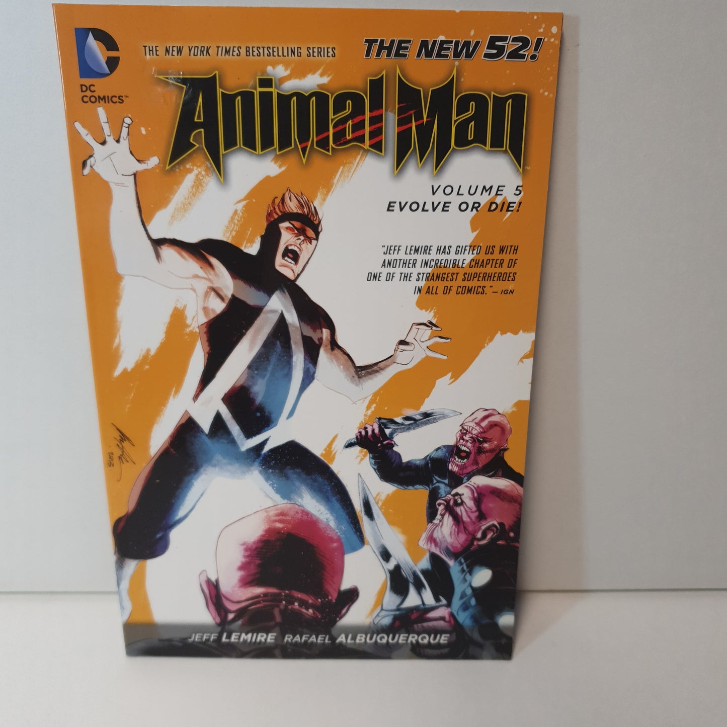 Animal Man vol 5 Evolve or Die! by Lemire & Alburqerque (2014)