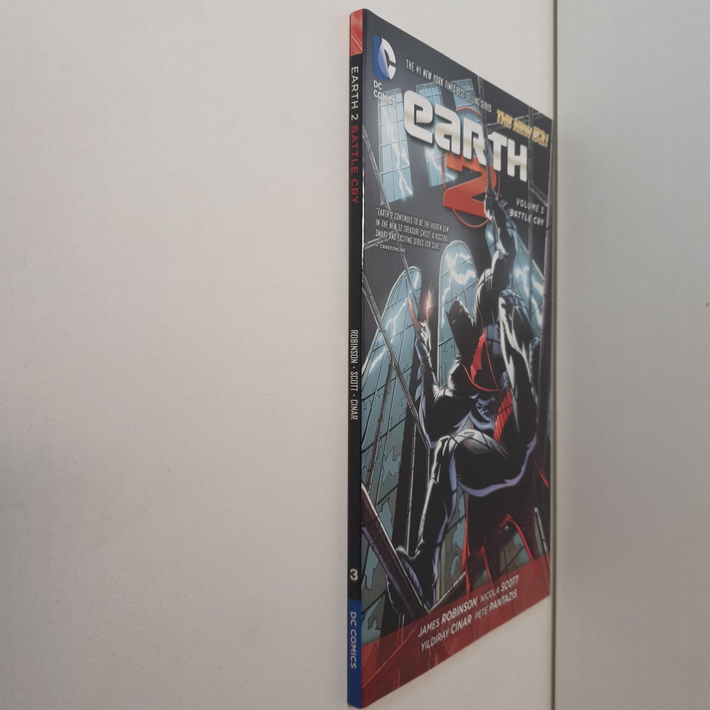 Earth 2 Vol 3 Battle Cry by Robinson, Scott, Cinar & Pantazis (2014)