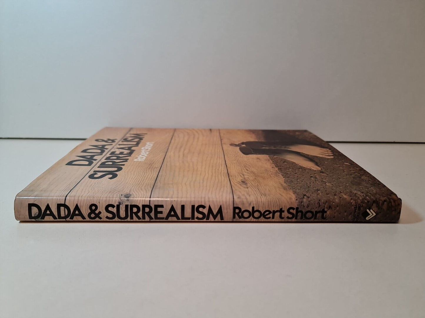 Dada and Surrealism by Robert Short