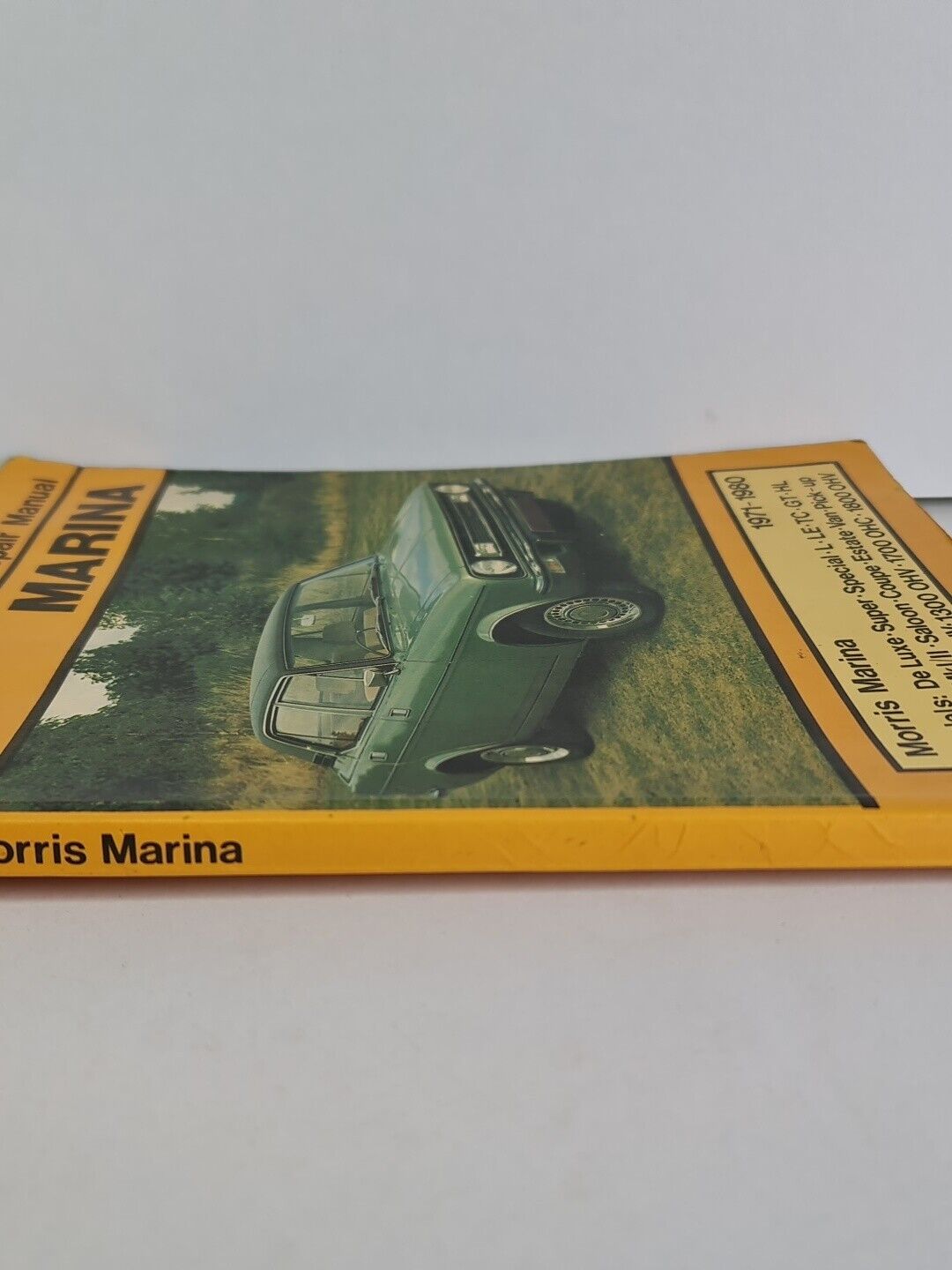 Moris Marina 1971-1980 Car Repair Manual - Autodata (1983)