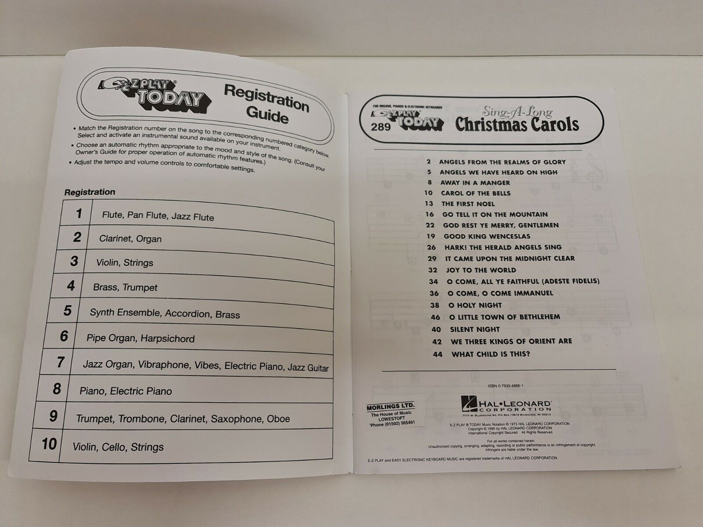 Sing-a-Long Christmas Carols by Music Sales Ltd