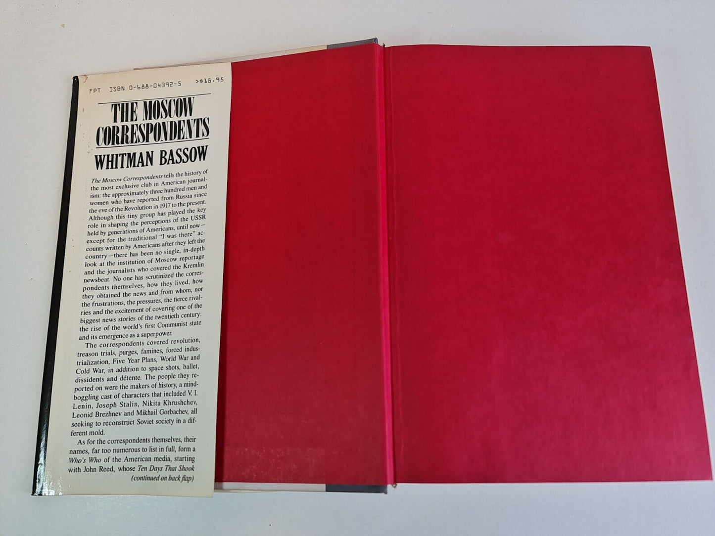 The Moscow Correspondents: Reporting on Russia from Revolution to Glasnost by Whitman Bassow