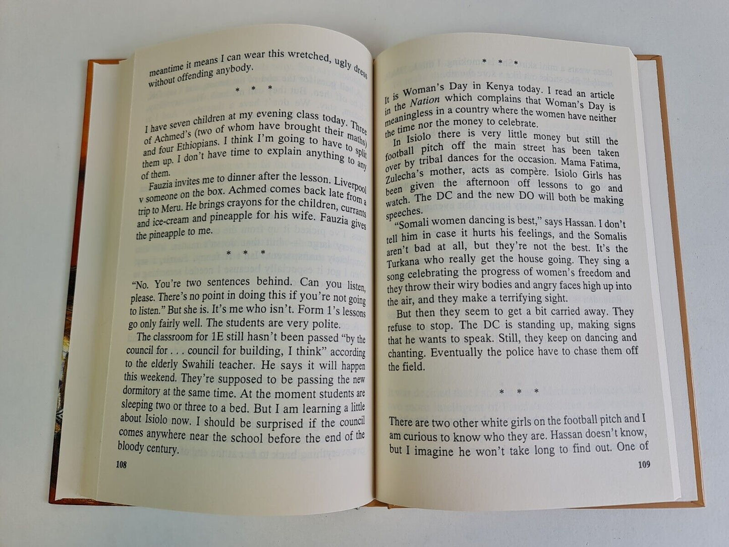A Small Town in Africa by Daisy Waugh (1995 -ISIS Large Print)