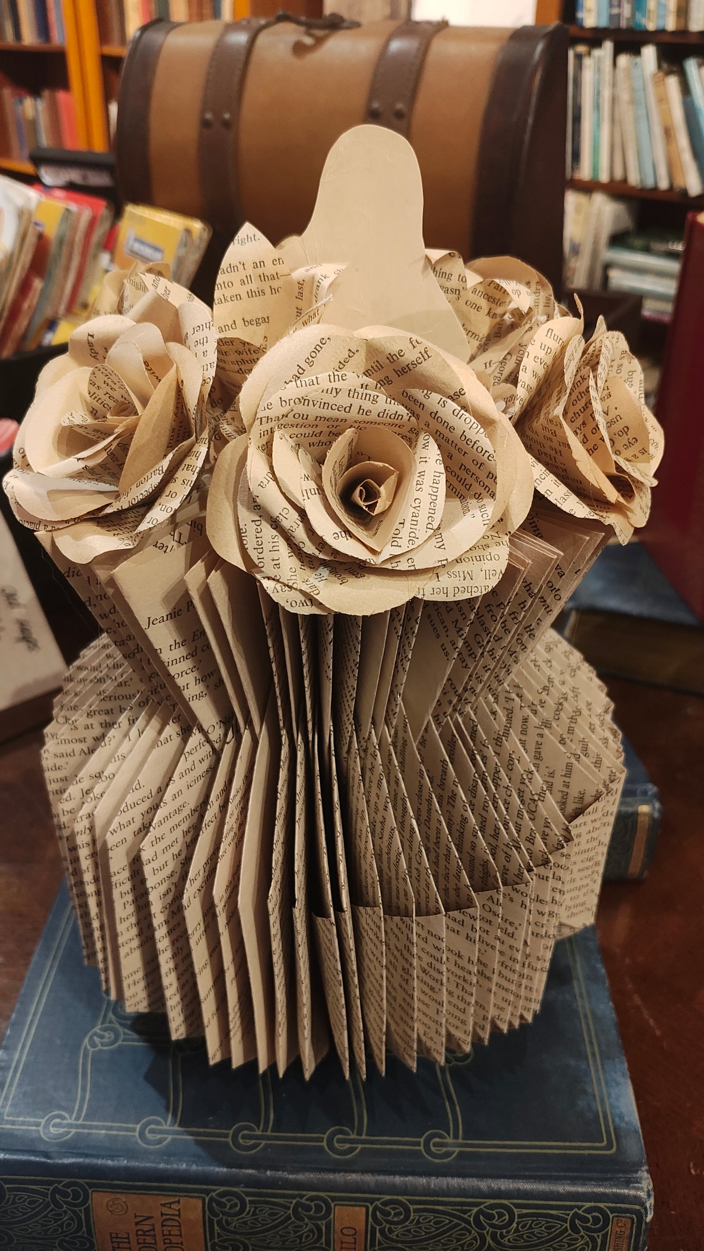 Agatha Christie Inspired Book Page Vase (Collection Only)