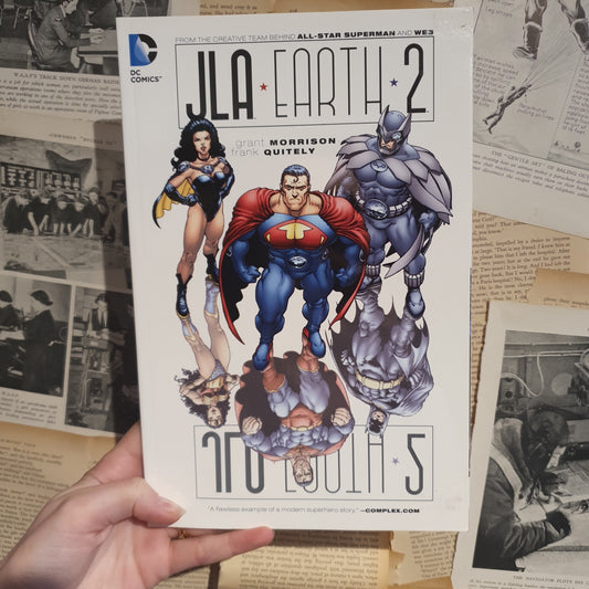 JLA Earth 2 by Morrison & Quitely (2013)