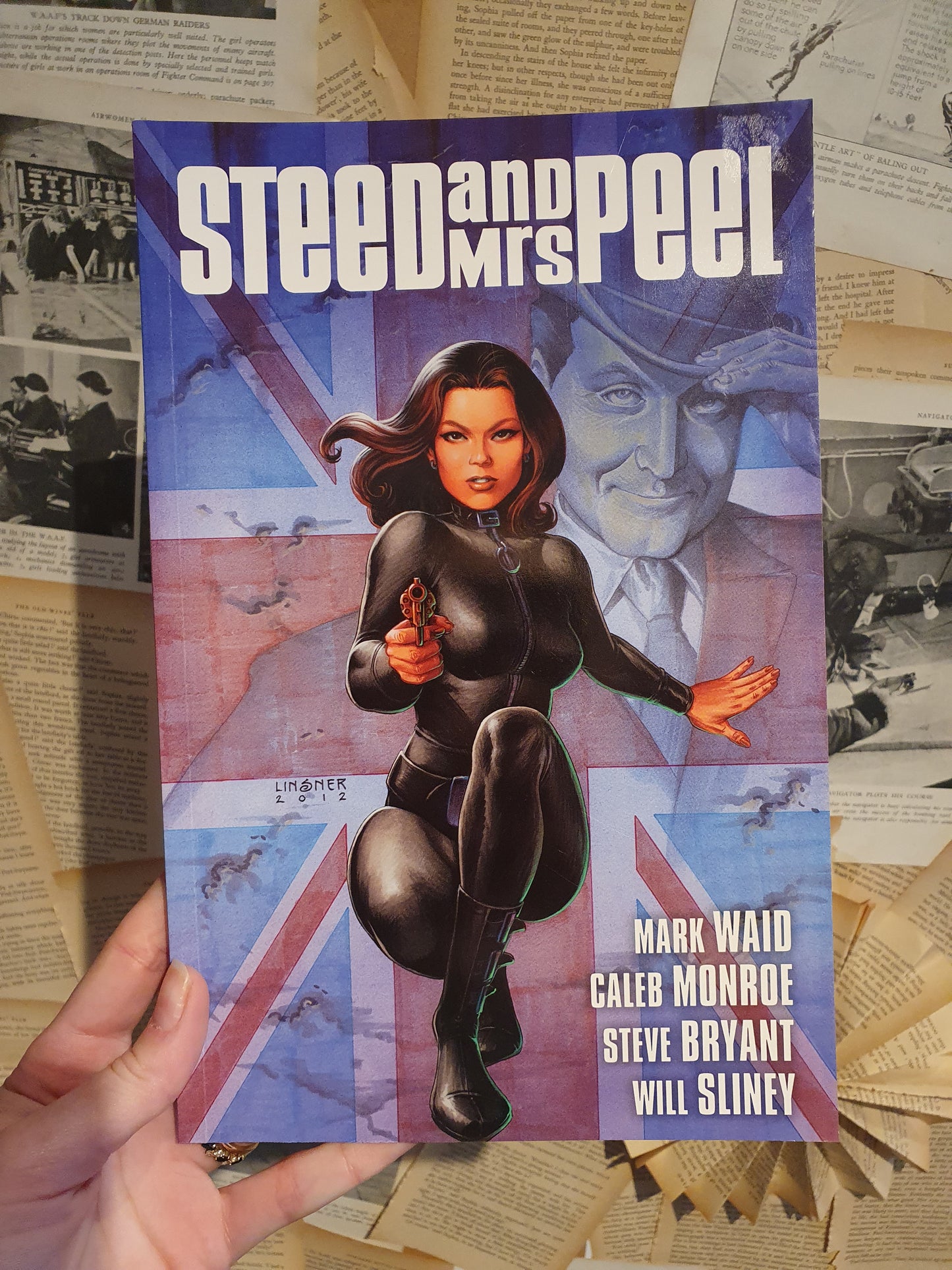Steed and Mrs Peel: A Very Civil Armageddon by Waid, Monroe.... (2012)