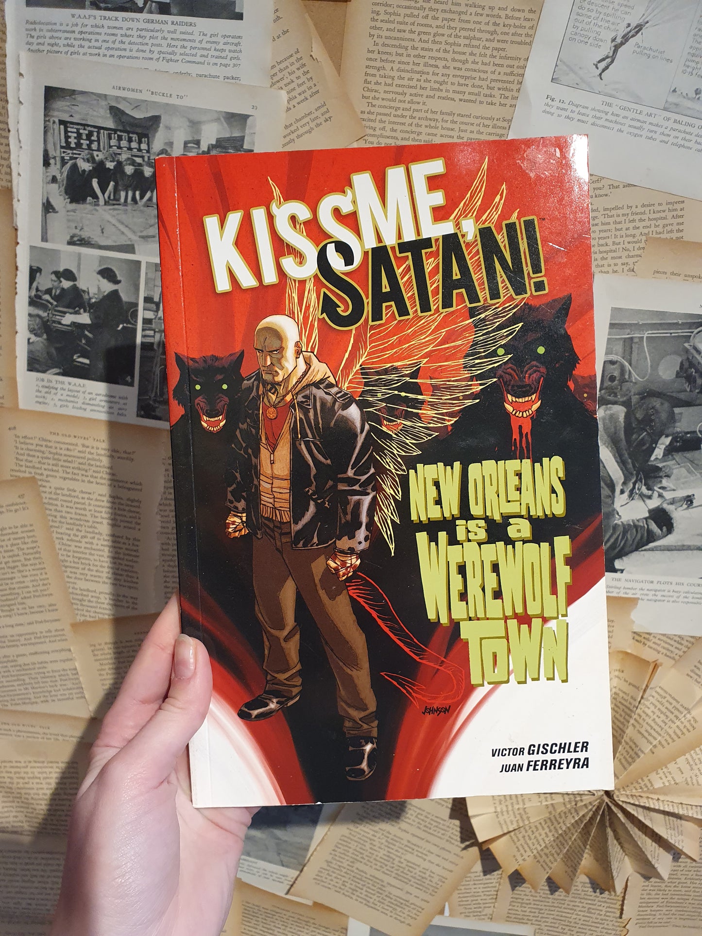 Kiss Me, Satan! by Gischler & Ferreyra (2014)