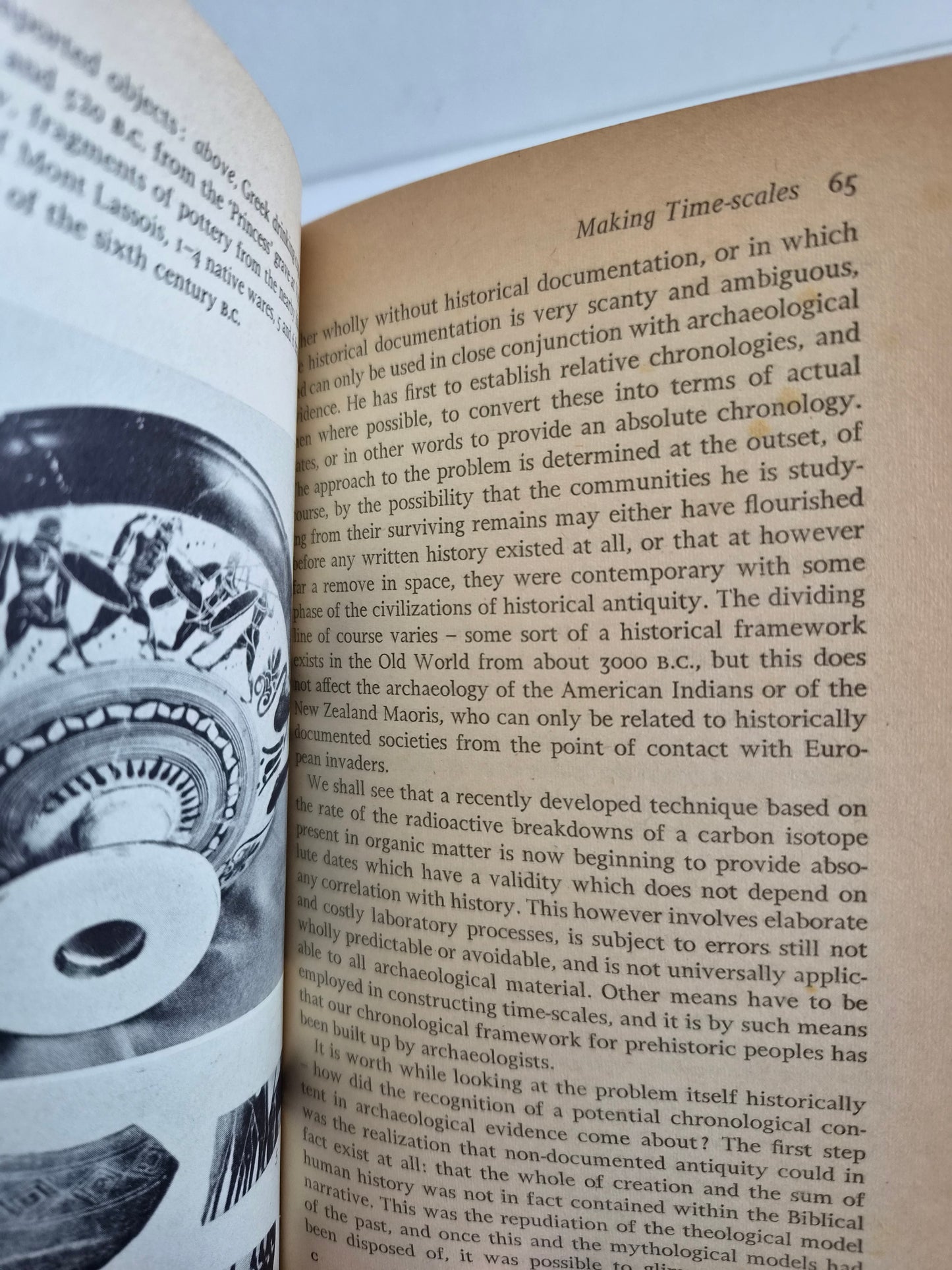 Approach to Archaeology by Stuart Piggott (1966)