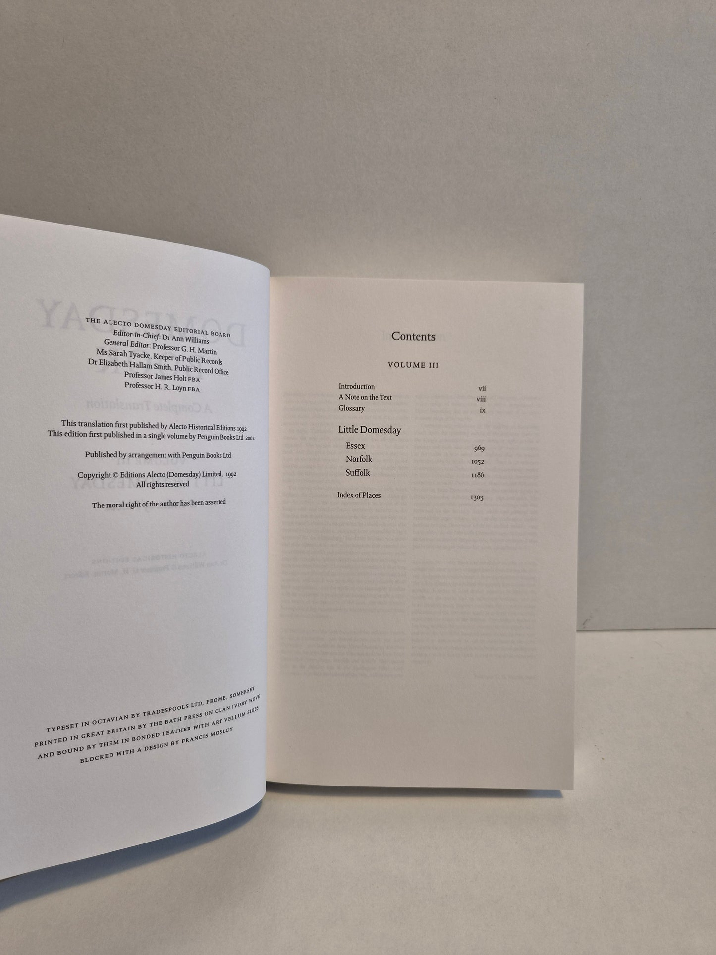 Domesday Book 3 Volume Set ( 2003)