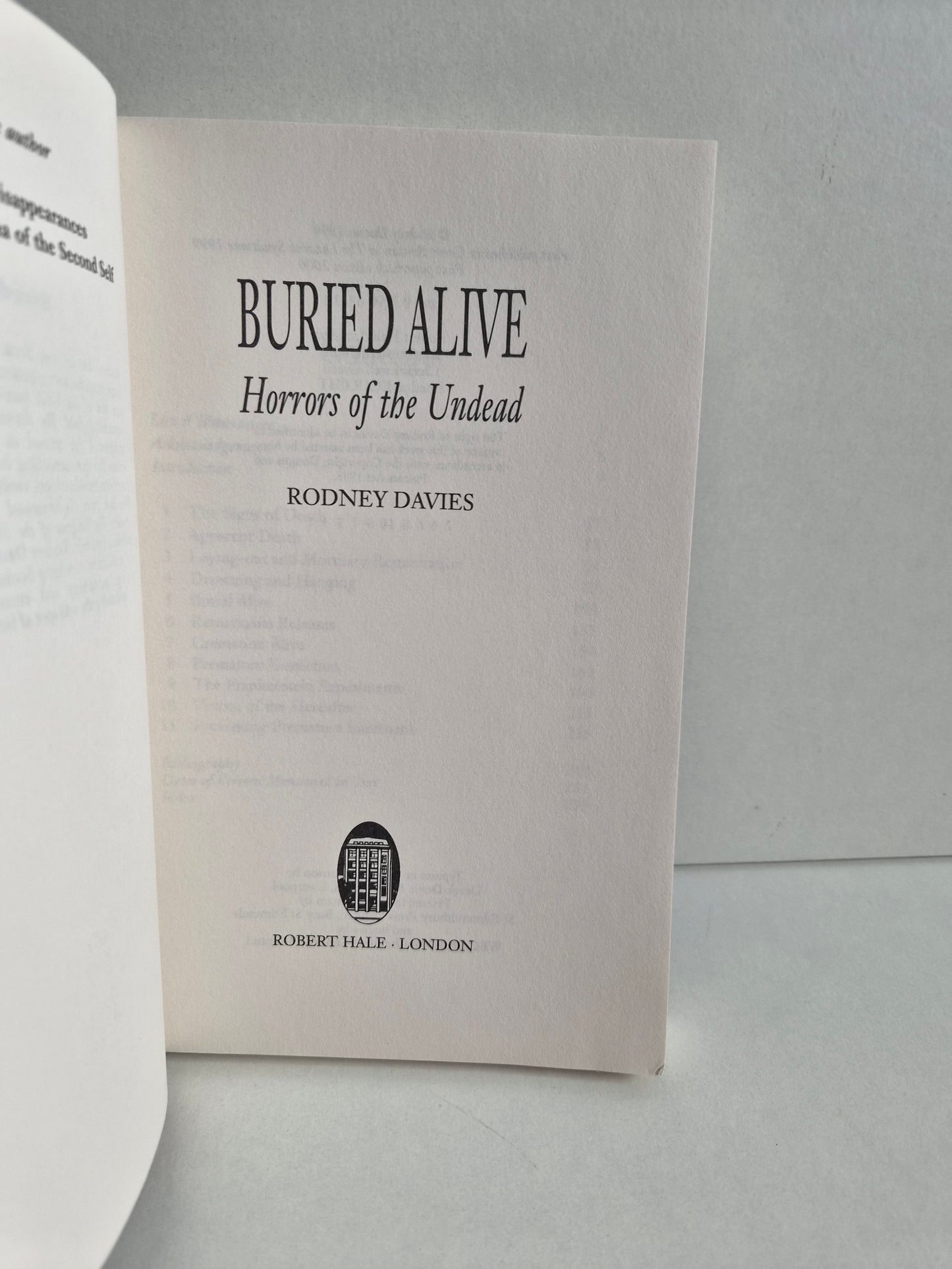 Buried Alive: Horrors of the Undead by Rodney Davies (2000)