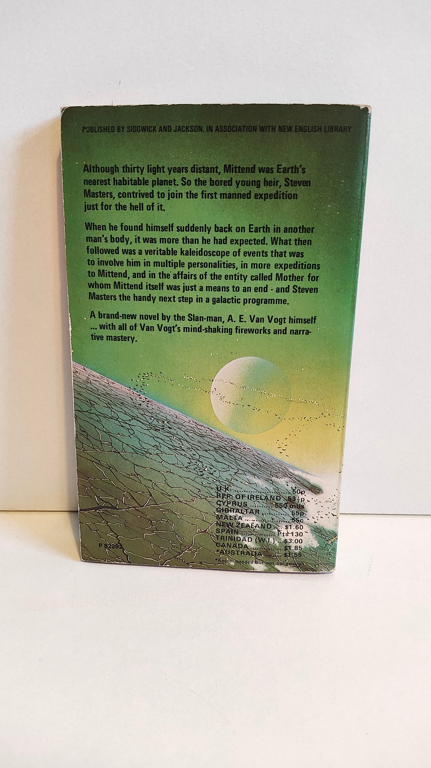 The Man With a Thousand Names by A E Van Vogt (1975)