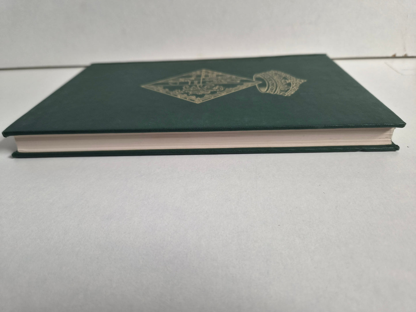 The Memoirs of Sir James Melville of Halhill edited by Gordon Donaldson (1969)