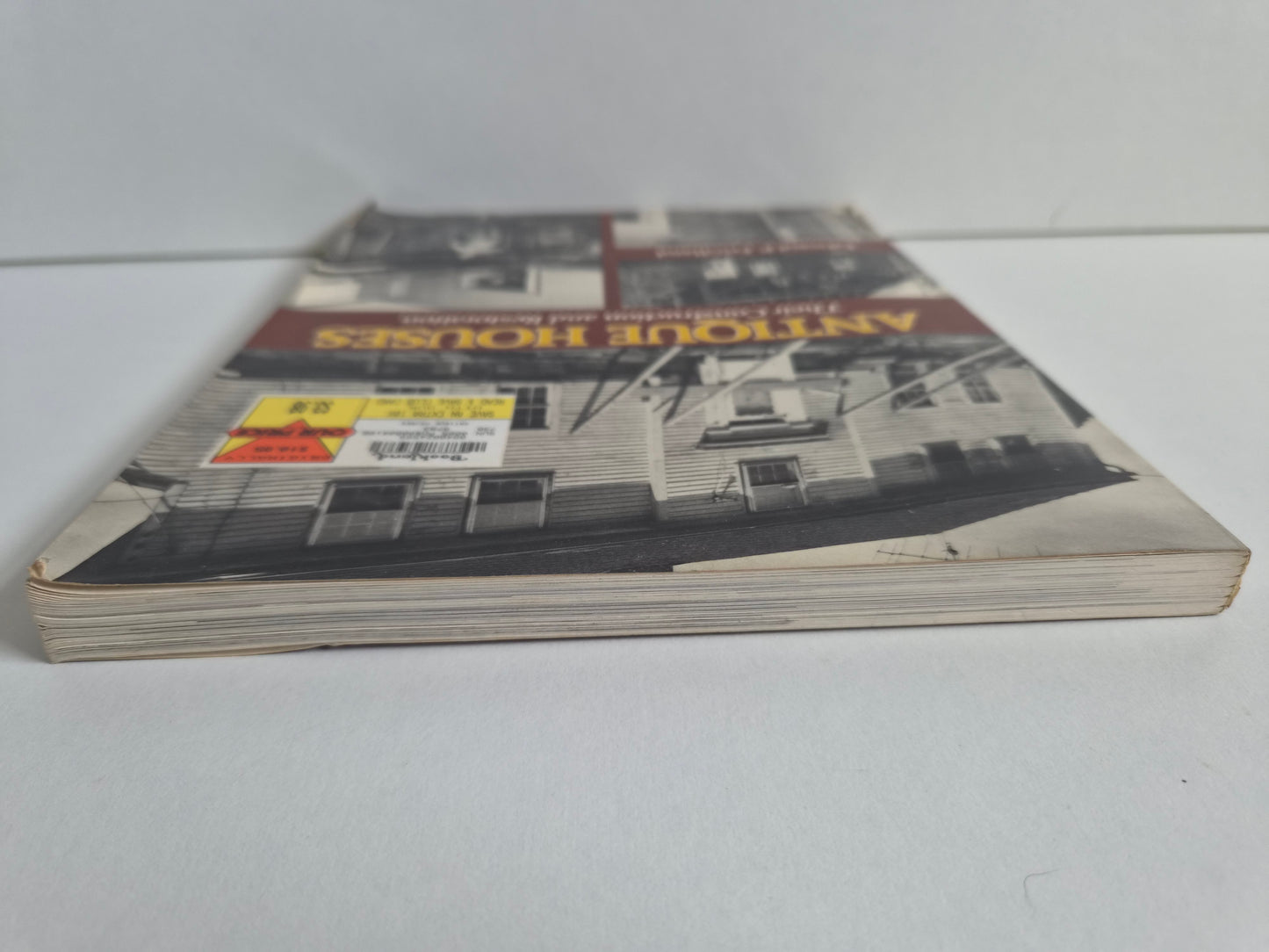Antique Houses: Their Construction & Restoration by E Friedland (1990)