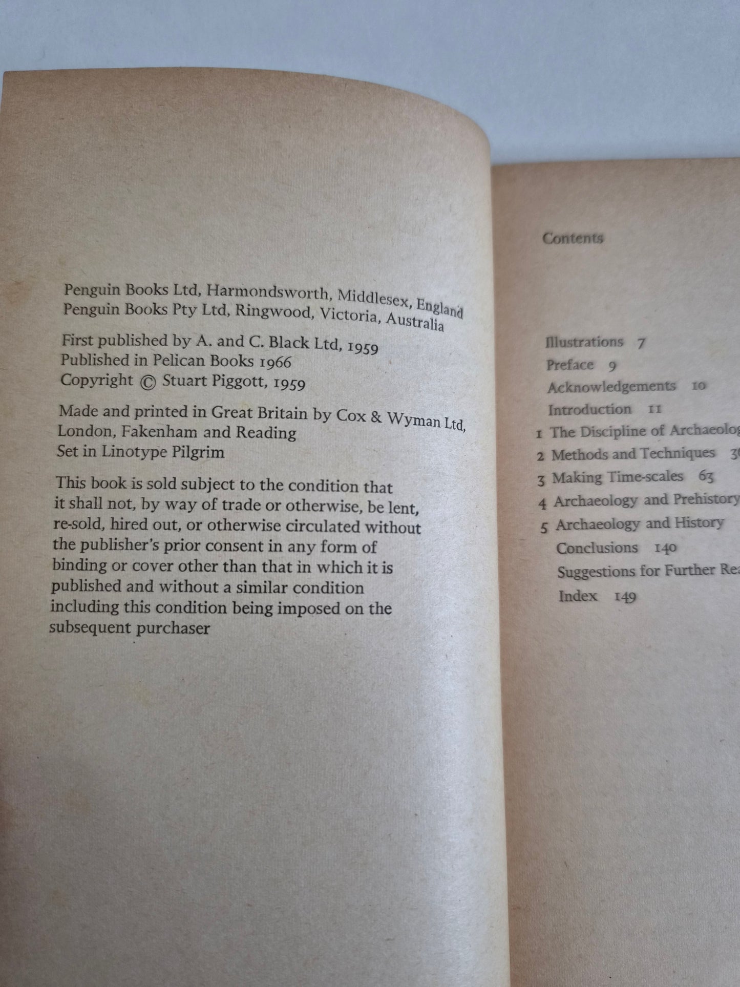 Approach to Archaeology by Stuart Piggott (1966)