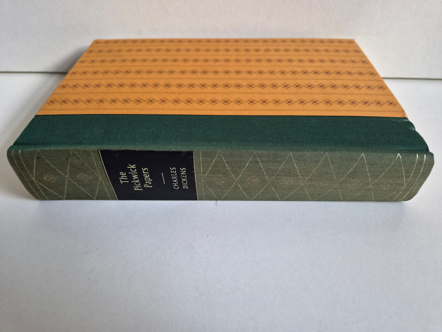 The Pickwick Papers by Charles Dickens (1981)
