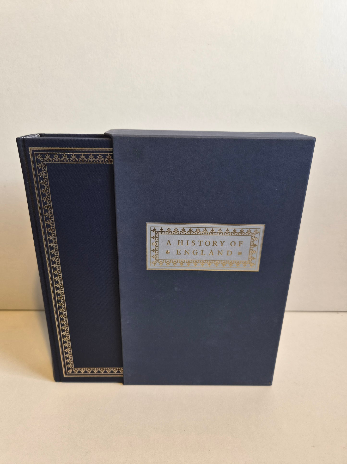 England Under the Stuarts by George Macaulay Trevelyan (1996)