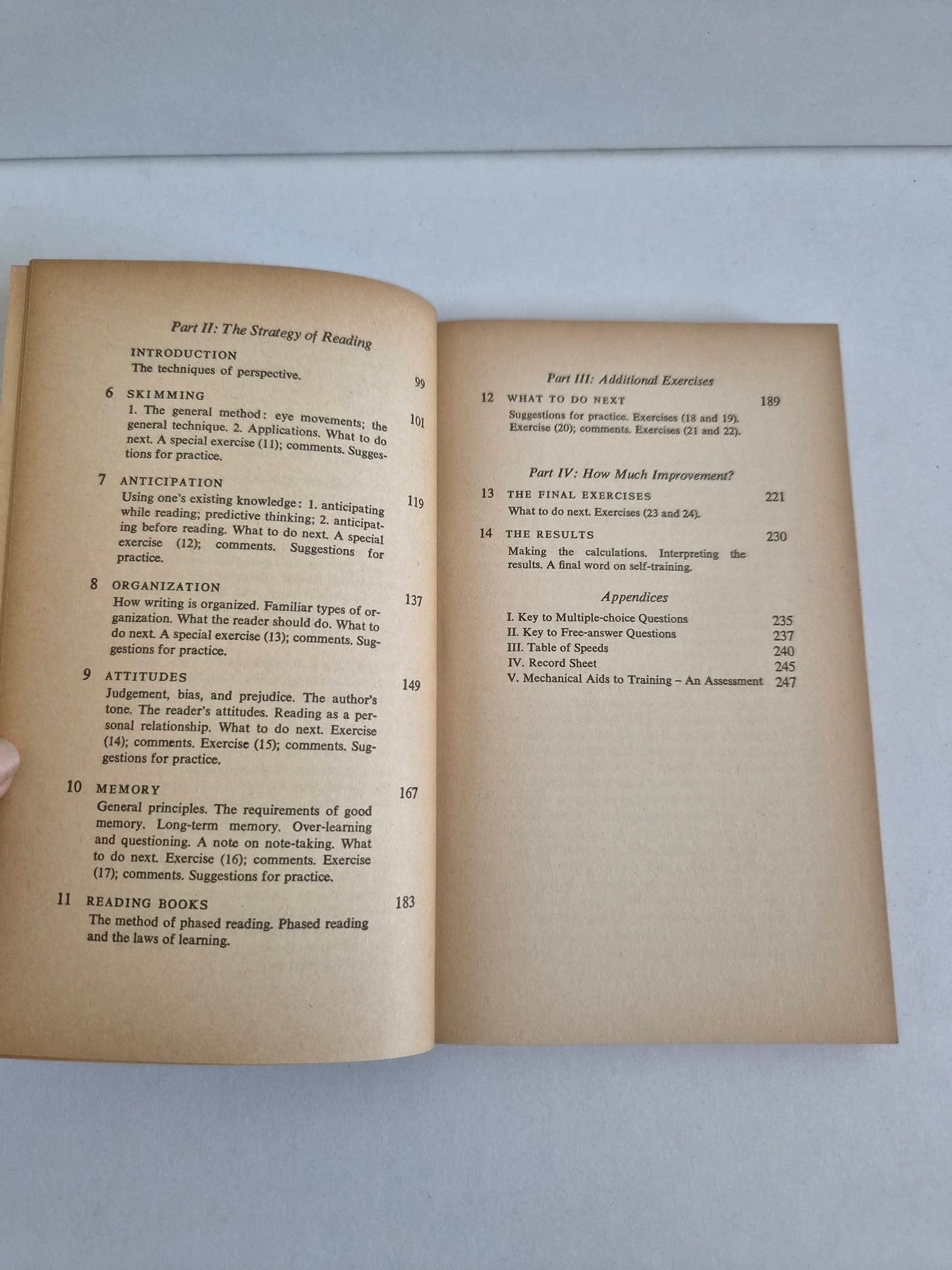 Read Better, Read Faster by Manya and Eric De Leeuw (1967)