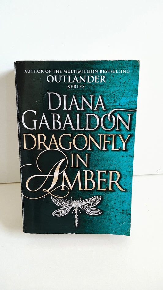 Dragonfly in Amber by Diana Gabaldon (2015)
