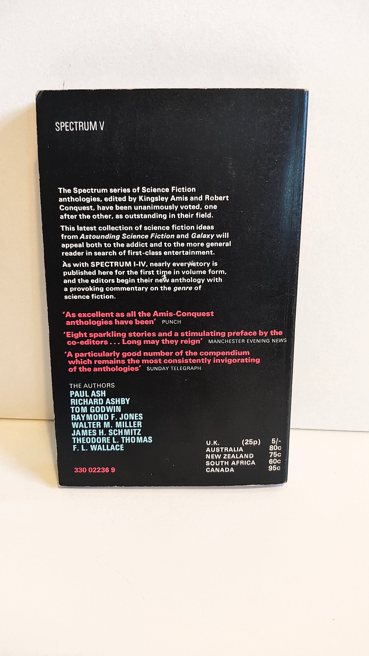 Spectrum V Selected by Kingsley Amis (1966) Pan Science Fiction