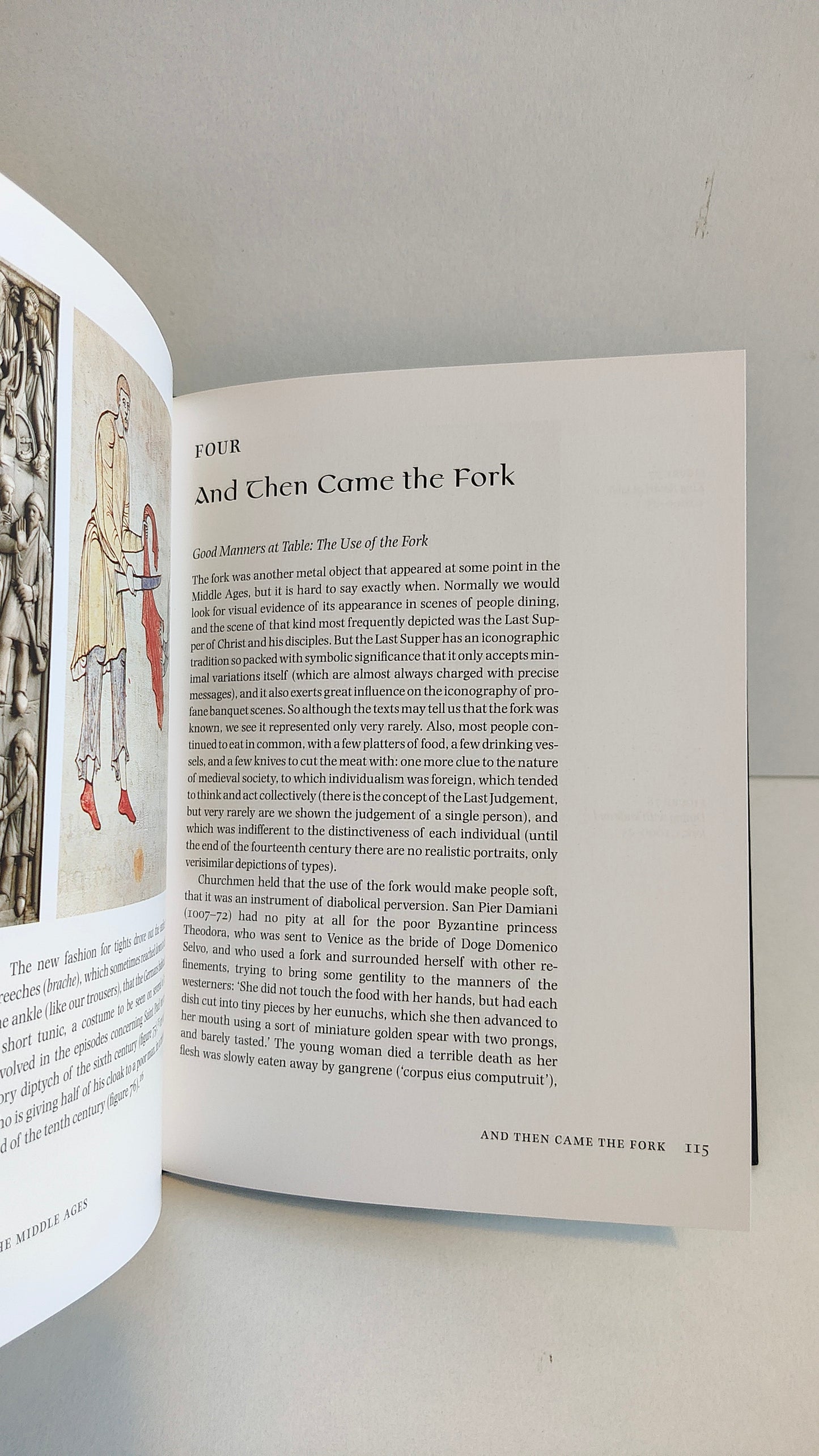 Inventions of the Middle ages by Chiara Frugoni (2009)