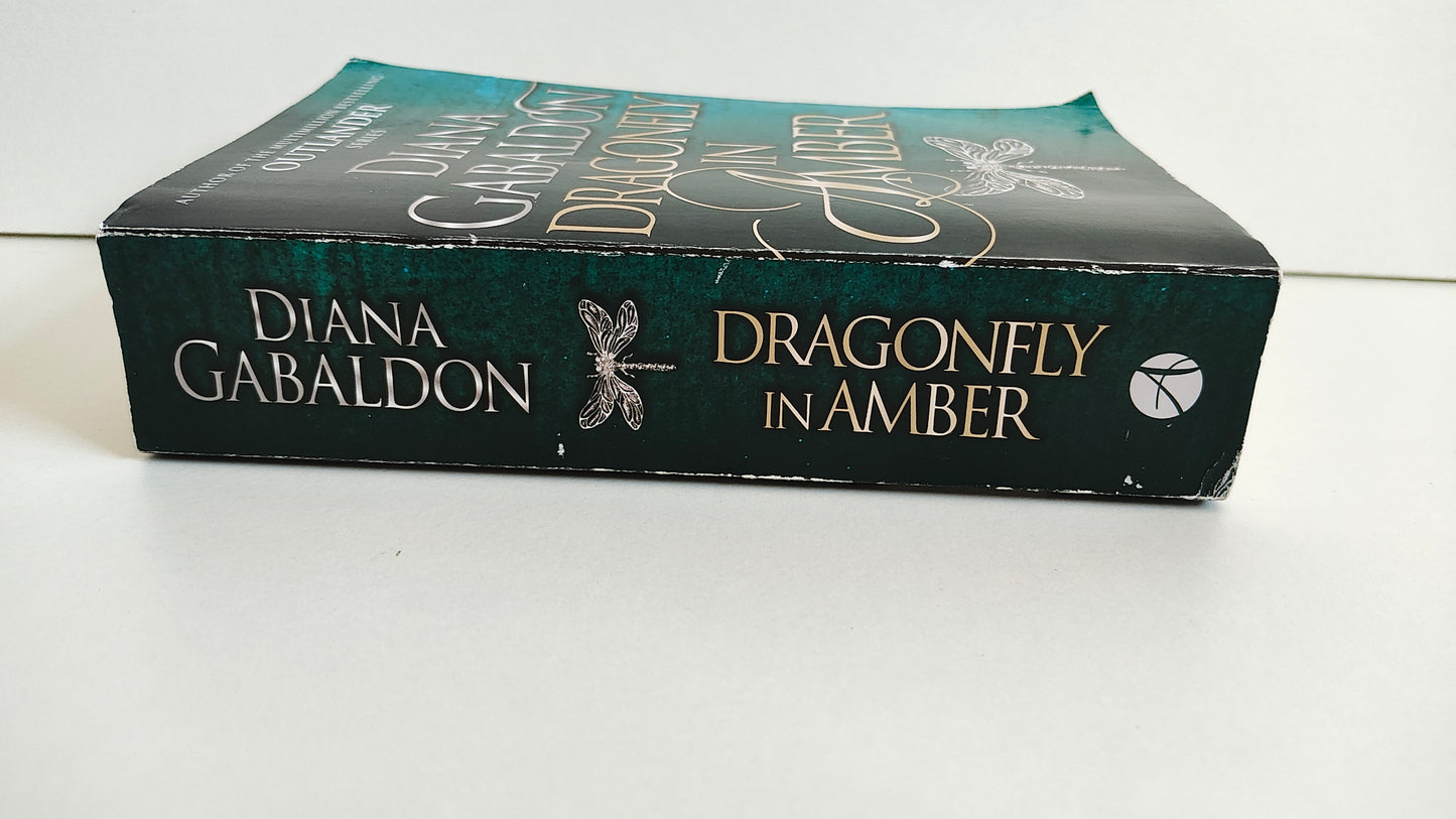 Dragonfly in Amber by Diana Gabaldon (2015)