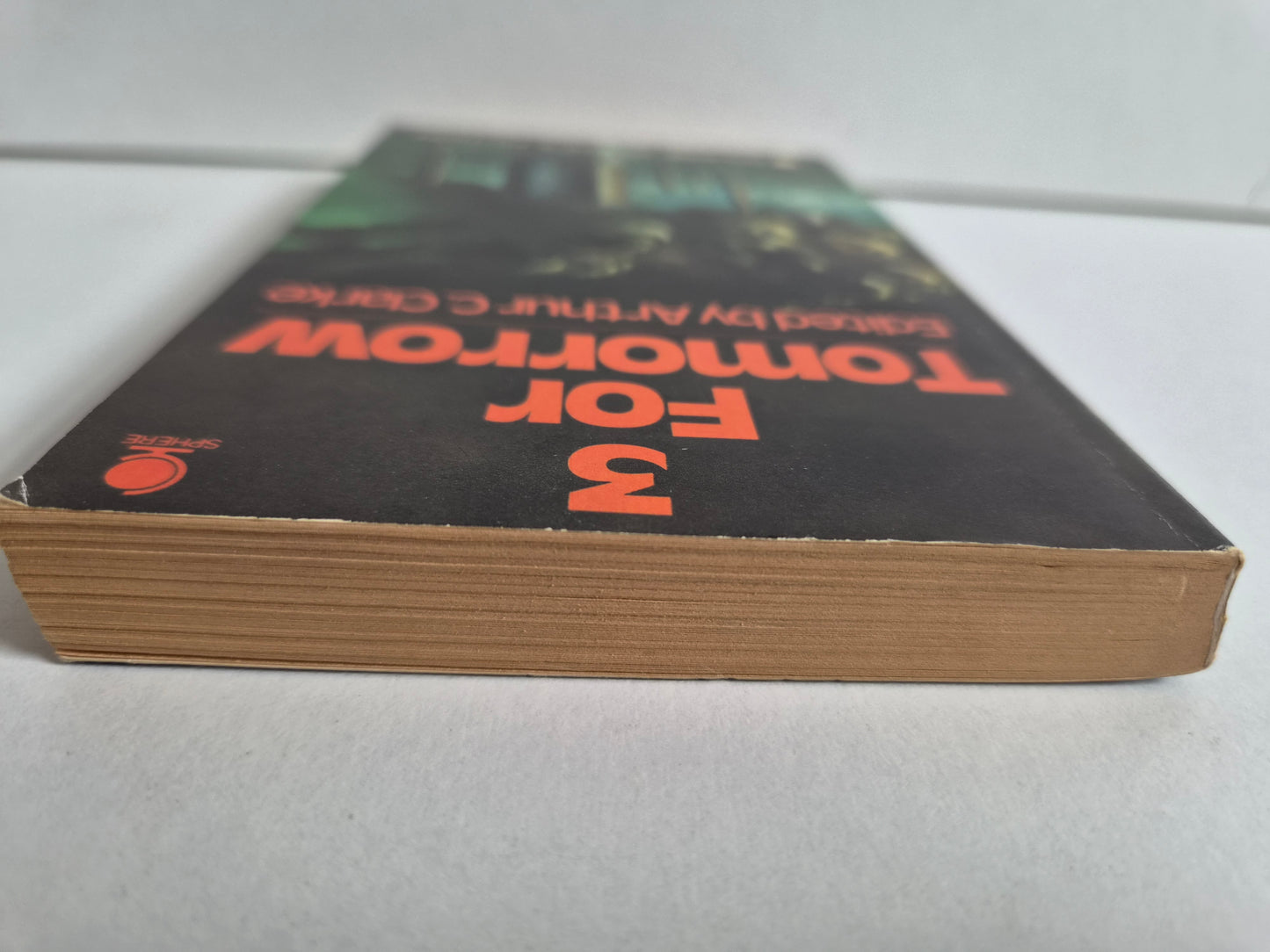 3 From Tomorrow edited by Arthur C Clarke (1972)