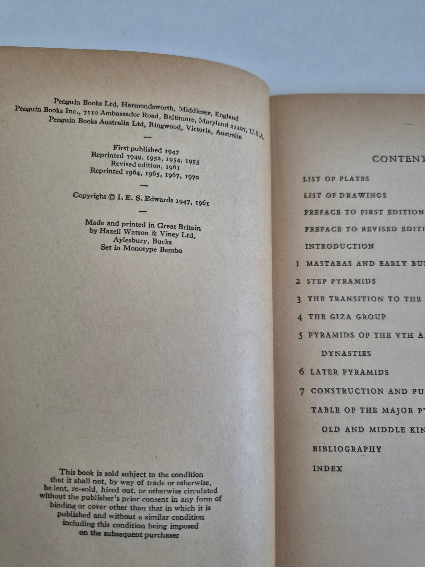 The Pyramids of Egypt by I E S Edwards (1970)