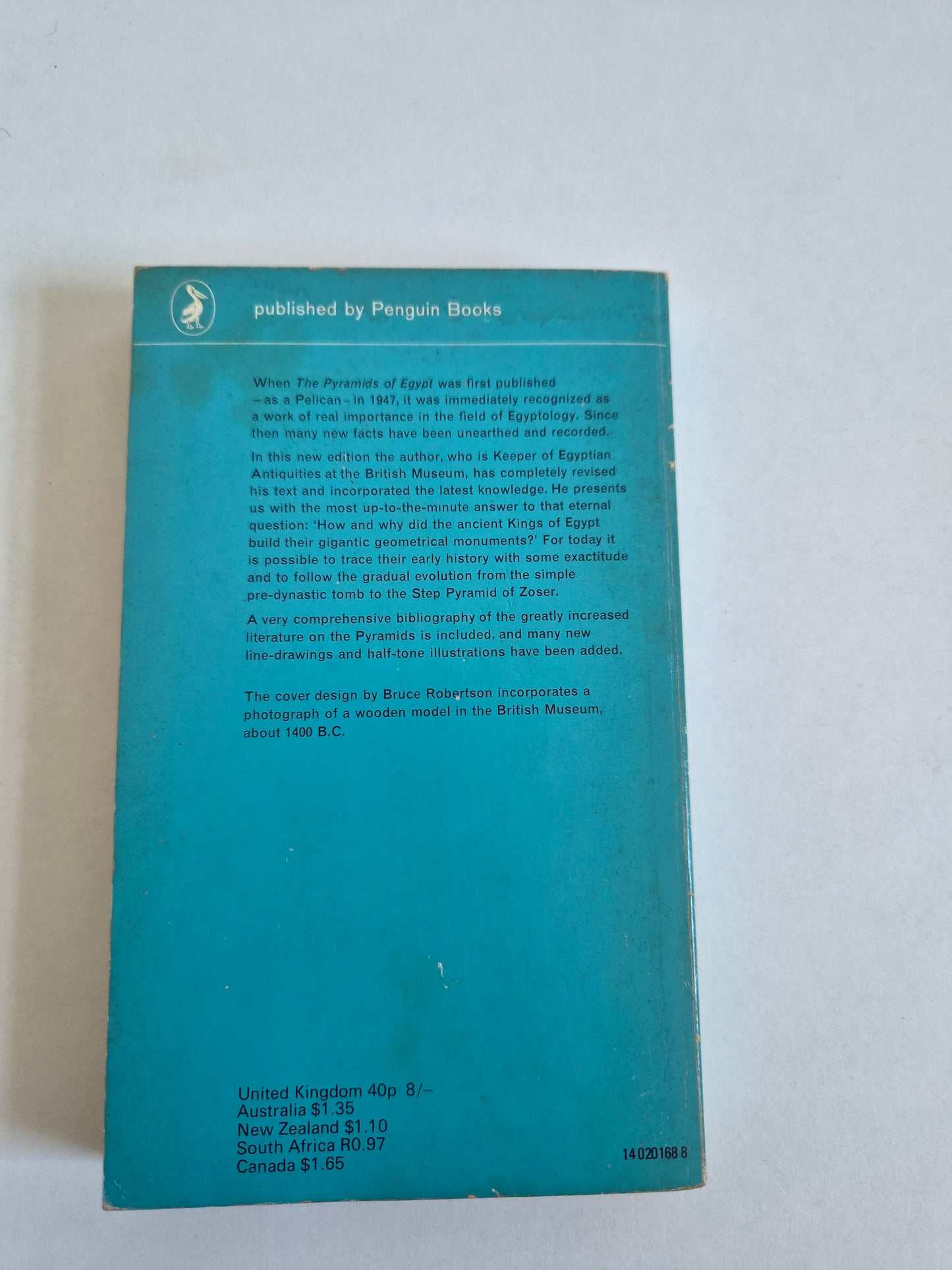 The Pyramids of Egypt by I E S Edwards (1970)