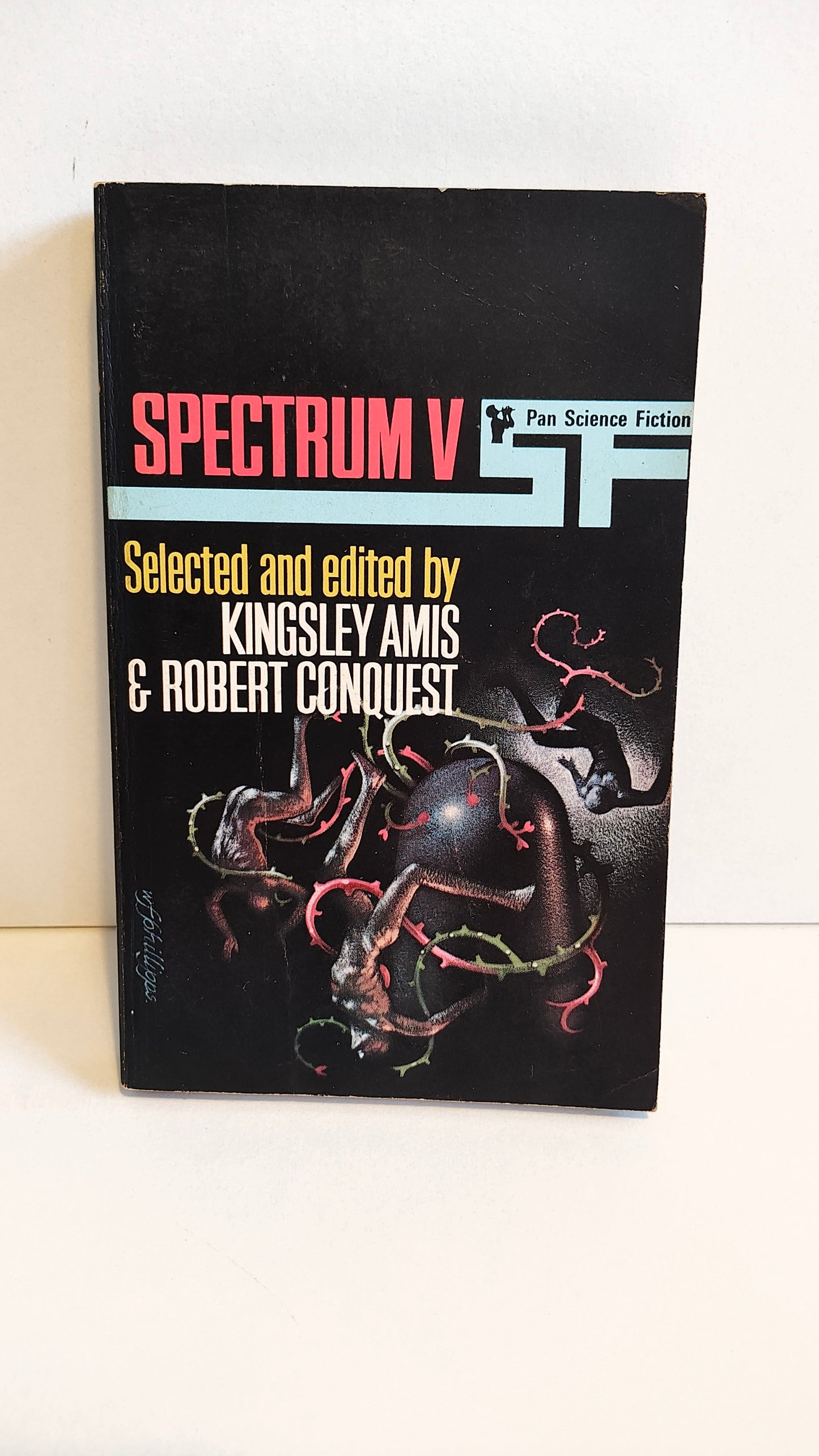 Spectrum V Selected by Kingsley Amis (1966) Pan Science Fiction