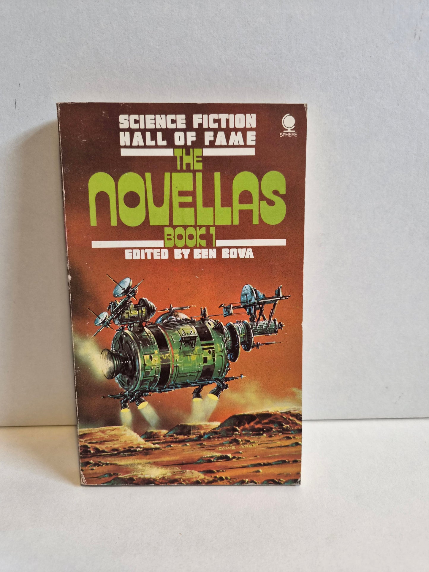 Science Fiction Hall of Fame: The Novellas Book 1 edited by Ben Bova (1975)