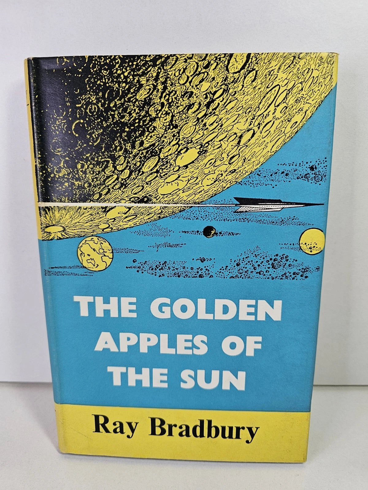 The Golden Apples of the Sun by Ray Bradbury (1965)