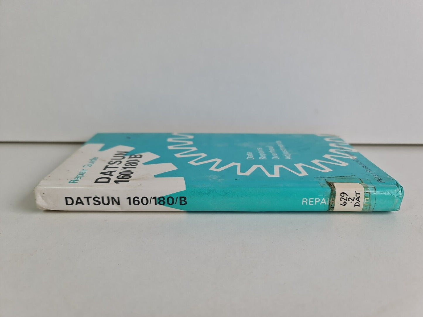 Repair Guide for Datsun Bluebird 160/180B by Peter Russek