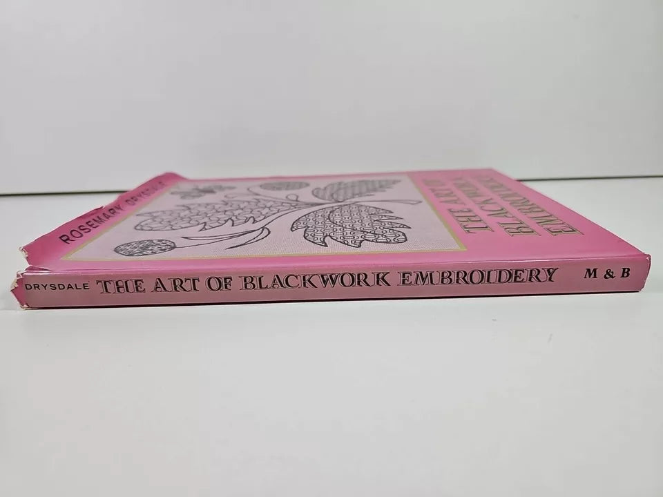 The Art of Blackwork Embroidery by Rosemary Drysdale ( 1975)