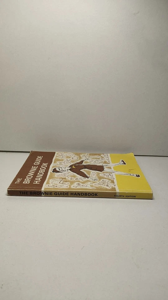 The Brownie Guide Handbook by The Girl Guides Association (PB, 1985)