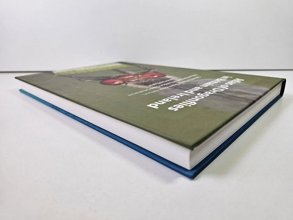 Atlas of Dragonflies in Britain and Ireland by Steve Cham, Pam Taylor (2014)